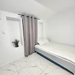 Daire Zagrodnicza Modern House Wroclaw