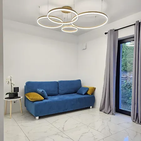 Daire Zagrodnicza Modern House Wroclaw