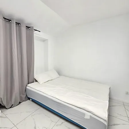 Apartment Zagrodnicza Modern House